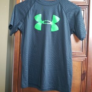 UA heat gear tee